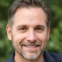 Alain, auteur de "Créer une ambiance cocooning avec des textiles chaleureux"